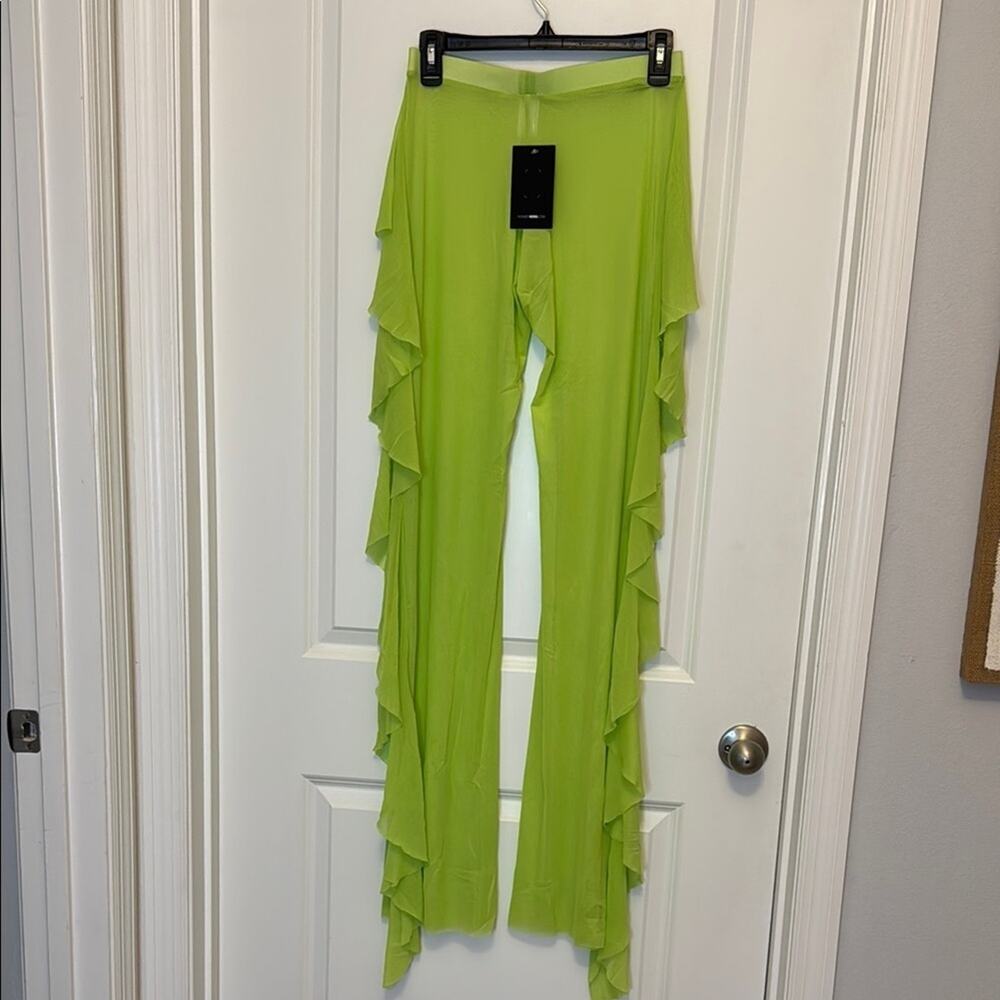 Fashion Nova Green coverup pants with ruffle - Picture 2 of 4
